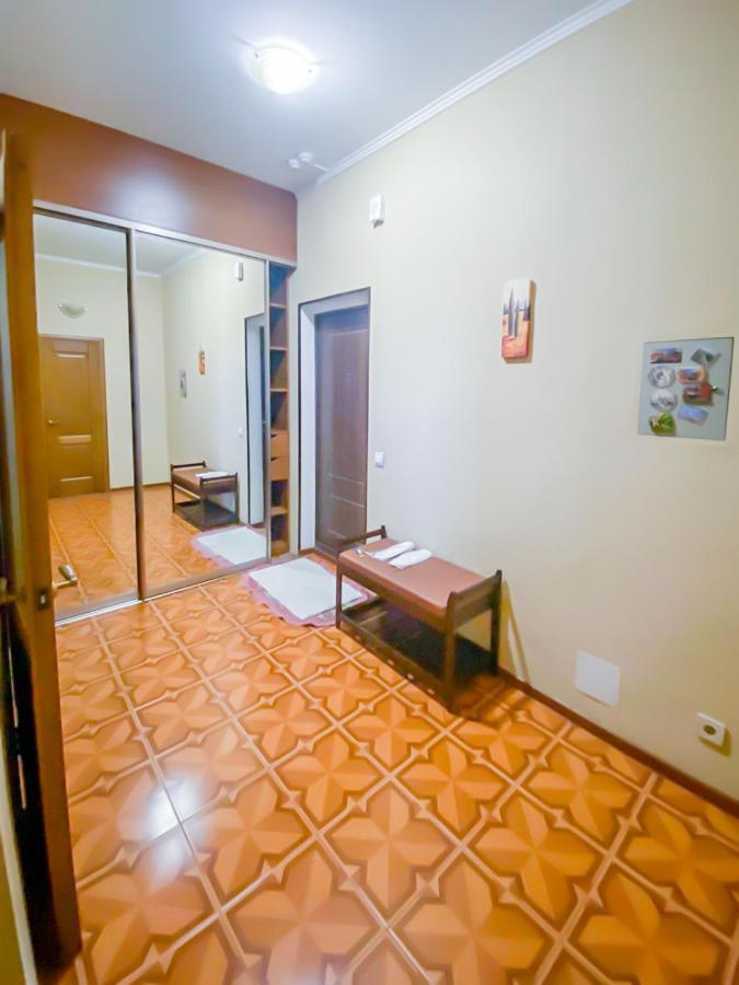 Rent Kiev Apartment 2 Min Metro Chernihivska Exterior photo
