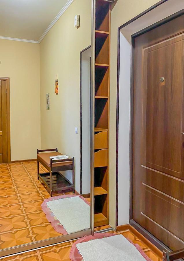 Rent Kiev Apartment 2 Min Metro Chernihivska Exterior photo