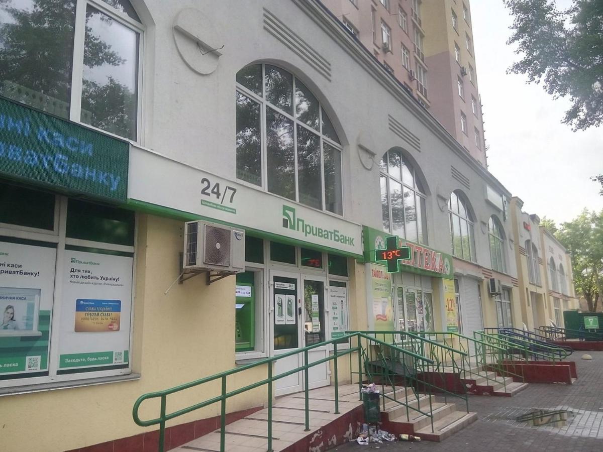 Rent Kiev Apartment 2 Min Metro Chernihivska Exterior photo